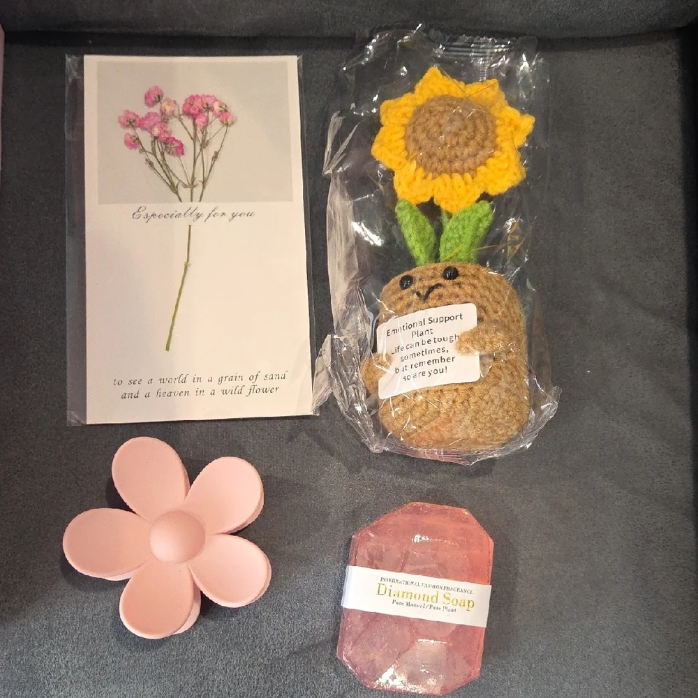 Pink Self Care Gift Box - Picture 11 of 14